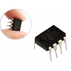 Microcontrolador PIC12F675