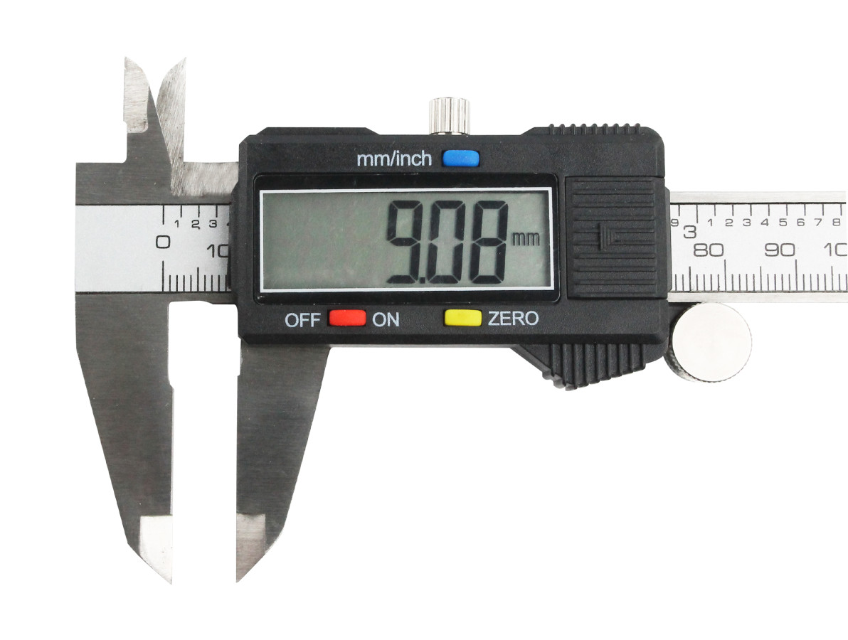 Paquímetro Digital 150mm / 6’’ em Aço Escovado + Estojo - DC150- Imagem 2