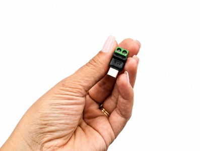 Destaques e projetos Adaptador USB-C Macho com Bornes - Imagem 3