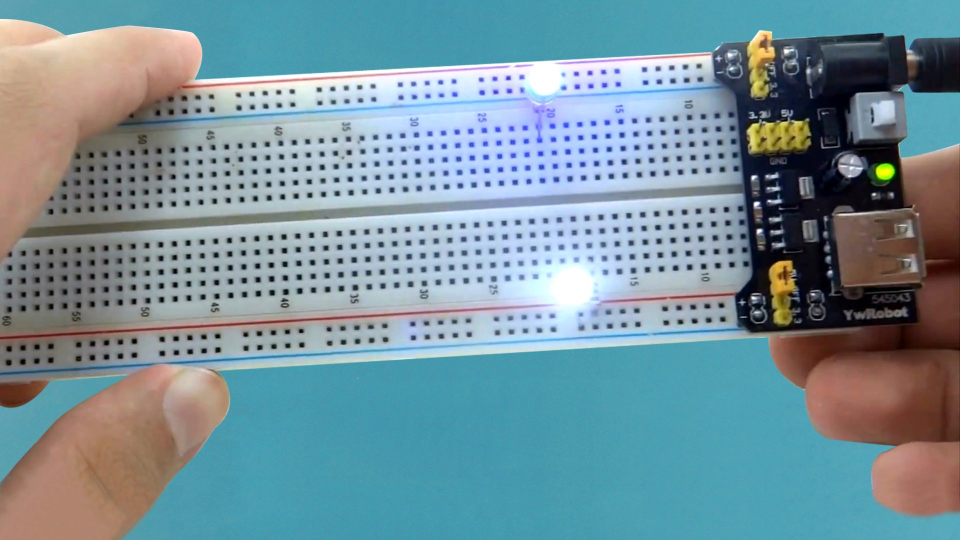 Fonte Ajustável para Protoboard 3.3V e 5V com USB e P4