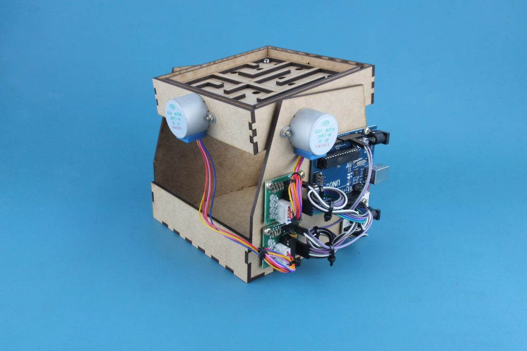 Labirinto com Arduino – O Jogo de Equilíbrio com Obstáculos